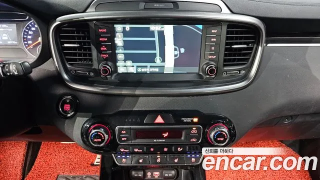 Kia Sorento 2019 — фото 13