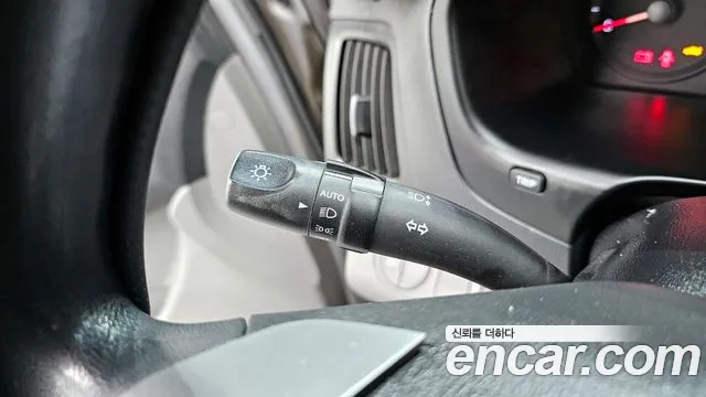 Hyundai Starex 2016 — фото 18