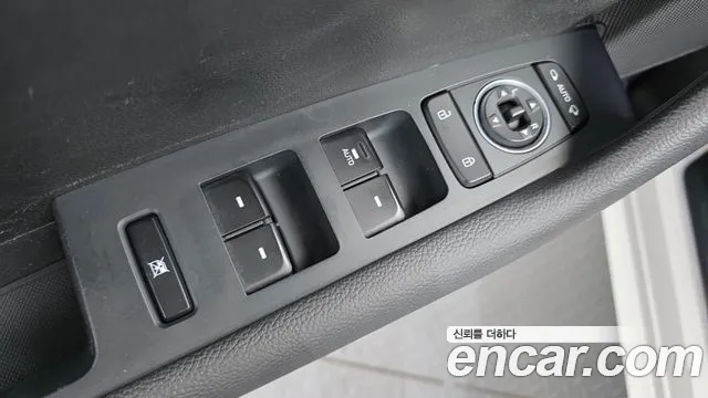 Hyundai Sonata 2018 — фото 12