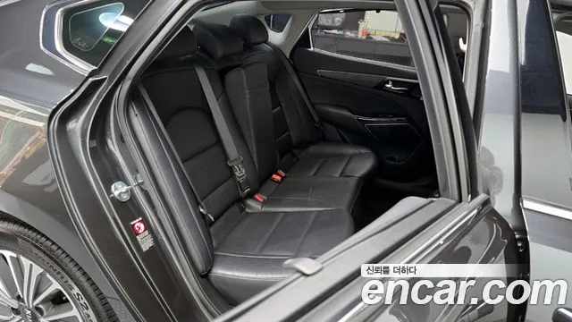 Kia K7 2021 — фото 13
