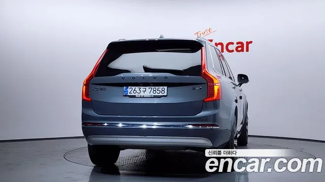Volvo XC90 2022 — фото 4