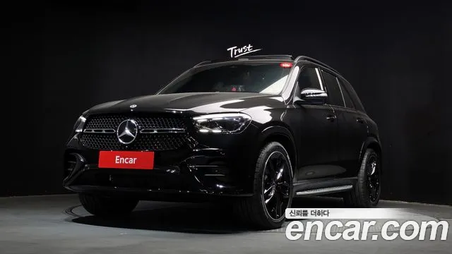 Mercedes-Benz GLE-Class 2026 — фото 1