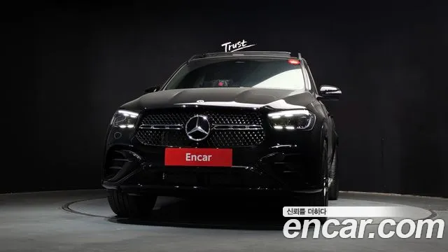 Mercedes-Benz GLE-Class 2026 — фото 3