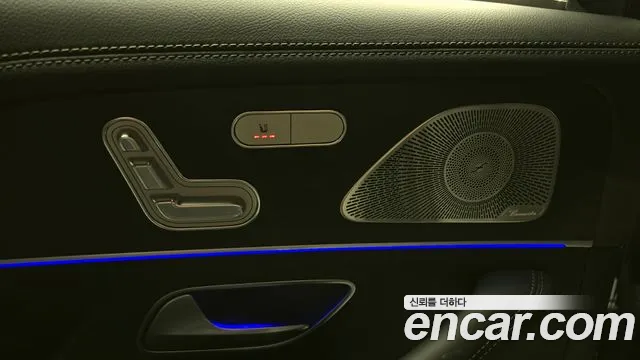 Mercedes-Benz GLE-Class 2026 — фото 17