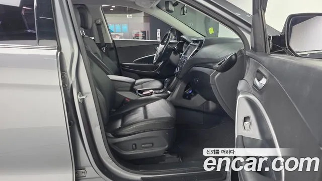 Hyundai Santafe 2016 — фото 11