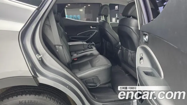 Hyundai Santafe 2016 — фото 12