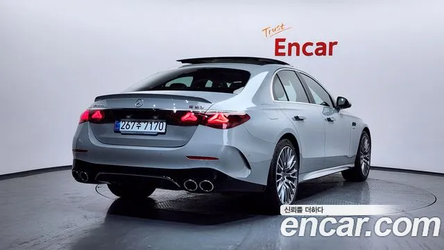 Mercedes-Benz E-Class 2025 — фото 2