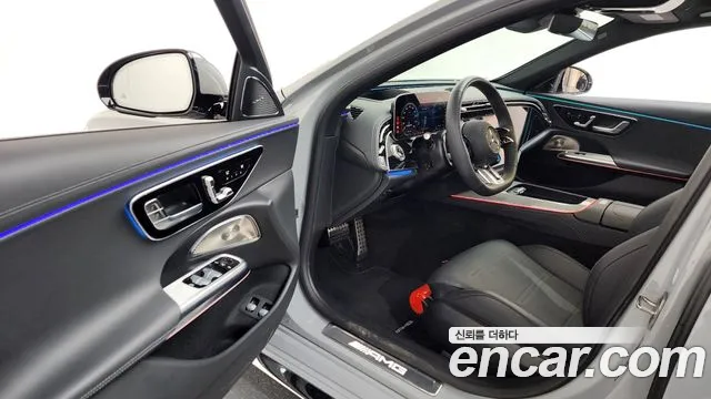 Mercedes-Benz E-Class 2025 — фото 10