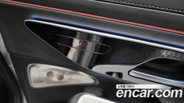 Mercedes-Benz E-Class 2025 — фото 18