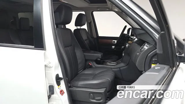 Land Rover Discovery 2014 — фото 10