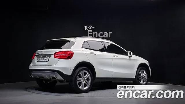 Mercedes-Benz GLA-Class 2017 — фото 2