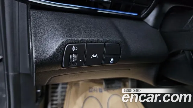 Hyundai AVANTE 2021 — фото 14
