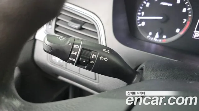 Hyundai Sonata 2015 — фото 15