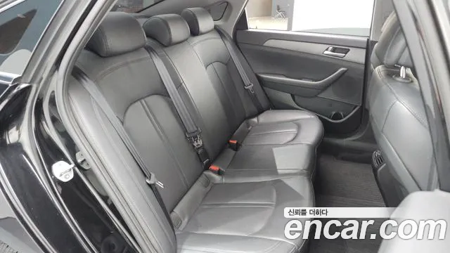 Hyundai Sonata 2015 — фото 18