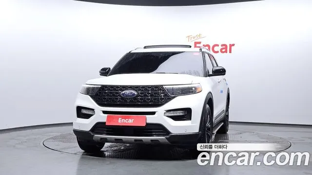 Ford Explorer 2020 — фото 3