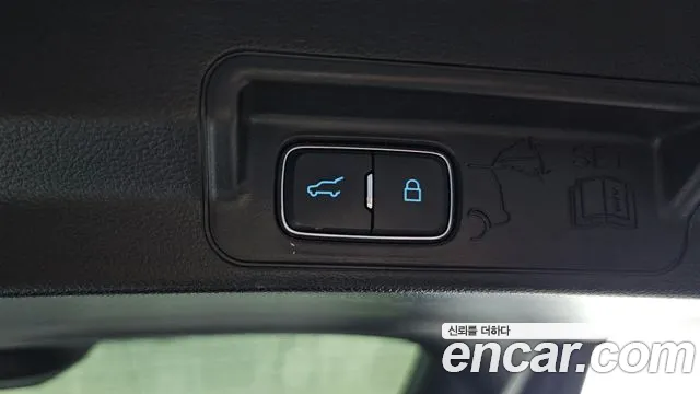 Ford Explorer 2020 — фото 20