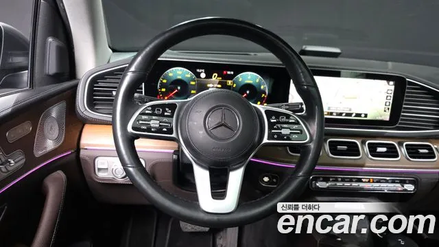 Mercedes-Benz GLE-Class 2021 — фото 13