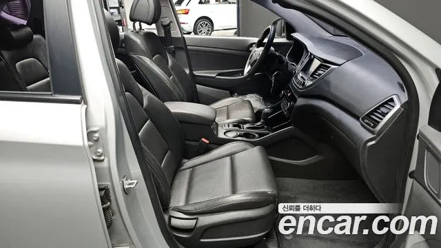 Hyundai Tucson 2016 — фото 10