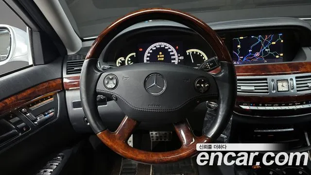 Mercedes-Benz S-Class 2008 — фото 13