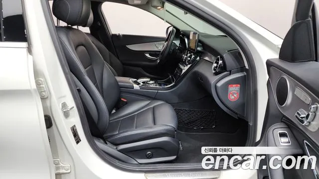 Mercedes-Benz C-Class 2015 — фото 11