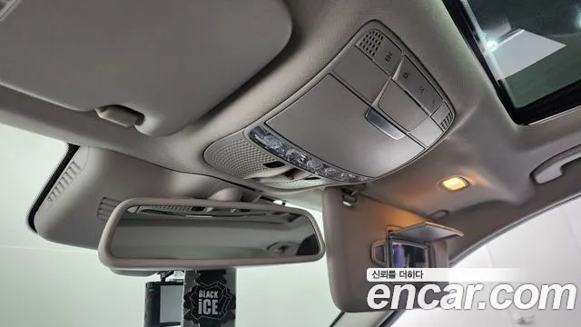 Mercedes-Benz C-Class 2015 — фото 18