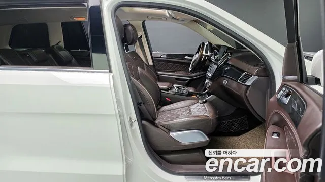 Mercedes-Benz GLS-Class 2017 — фото 10