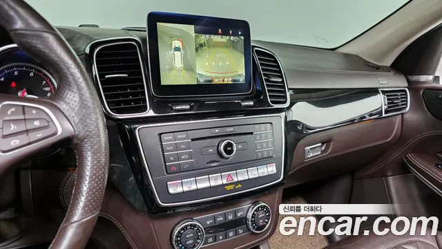 Mercedes-Benz GLS-Class 2017 — фото 15