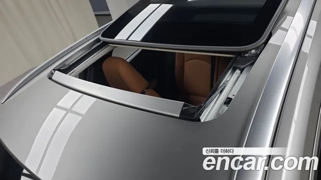Lexus UX 2020 — фото 19