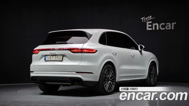 Porsche Cayenne 2019 — фото 2