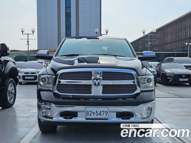 Dodge Ram Pick Up 2014 — фото 3