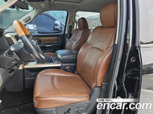 Dodge Ram Pick Up 2014 — фото 10