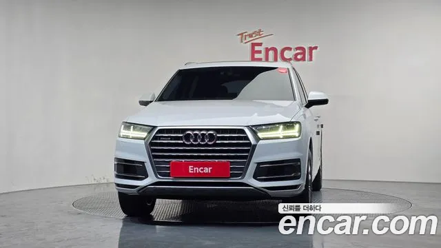 Audi Q7 2019 — фото 3
