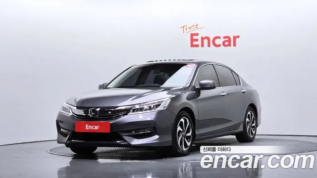 Honda Accord 2016 — фото 1