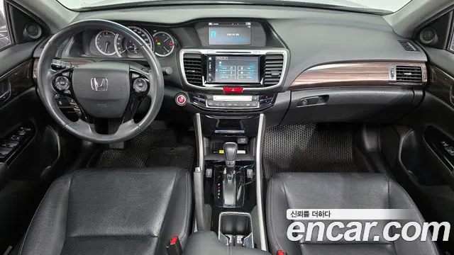 Honda Accord 2016 — фото 7