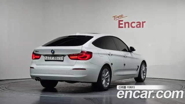 BMW Gran Turismo 2018 — фото 2