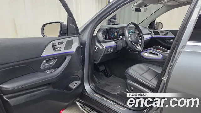 Mercedes-Benz GLE-Class 2020 — фото 10
