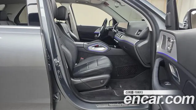 Mercedes-Benz GLE-Class 2020 — фото 11
