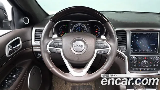 Jeep Cherokee 2018 — фото 13