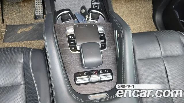 Mercedes-Benz GLS-Class 2021 — фото 19