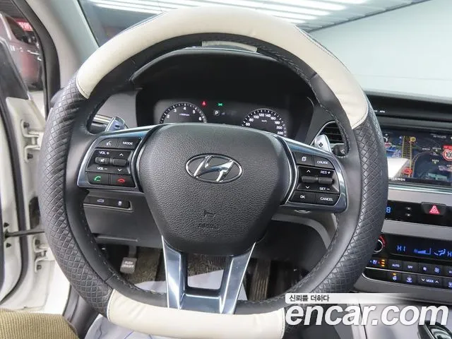 Hyundai Sonata 2016 — фото 8