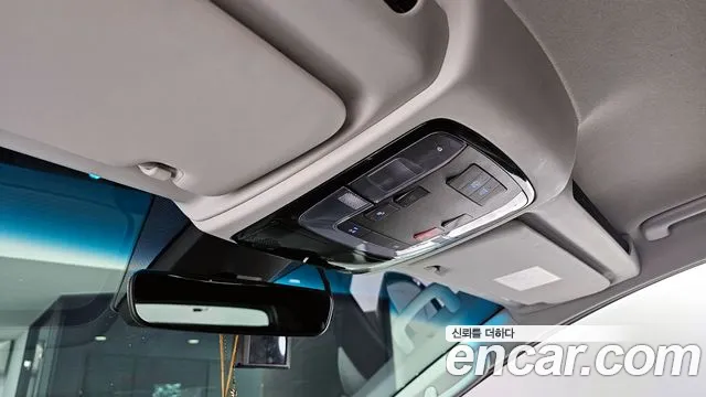Hyundai Staria 2023 — фото 17