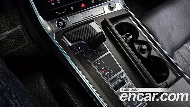 Audi A7 2021 — фото 9