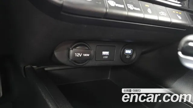 Hyundai AVANTE 2021 — фото 19