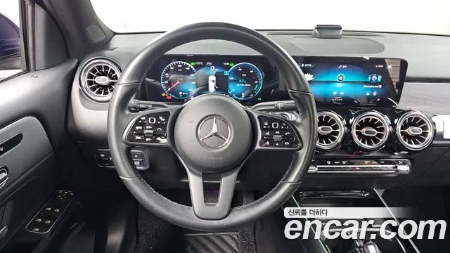 Mercedes-Benz GLB-Class 2021 — фото 13
