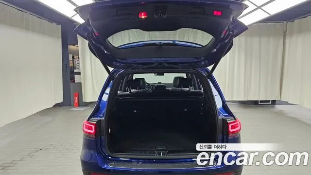 Mercedes-Benz GLB-Class 2021 — фото 20