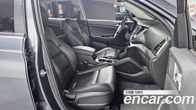 Hyundai Tucson 2018 — фото 10