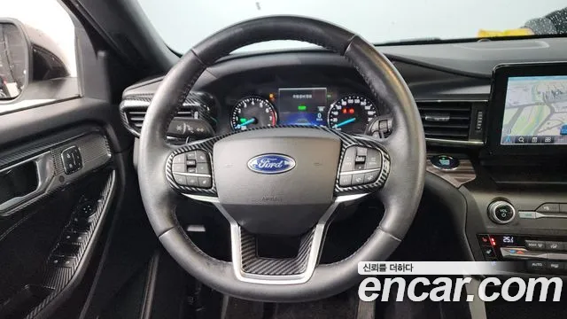 Ford Explorer 2020 — фото 13