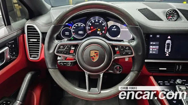 Porsche Cayenne 2020 — фото 13