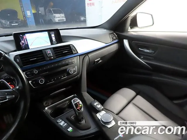 BMW 3-Series 2015 — фото 11