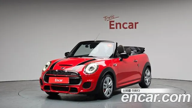 Mini Cooper Convertible 2020 — фото 1